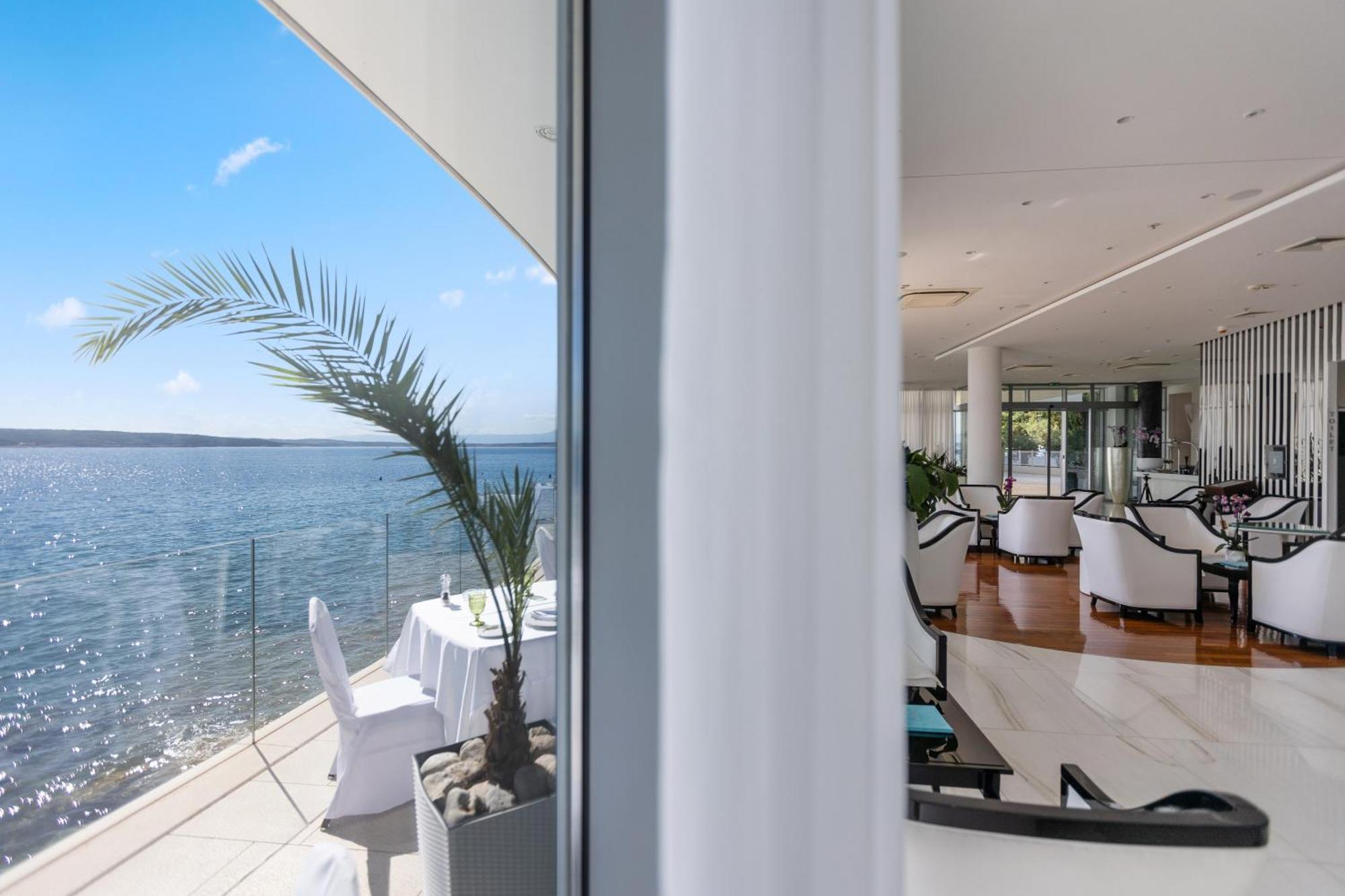 Luxury Hotel Amabilis Selce Bagian luar foto