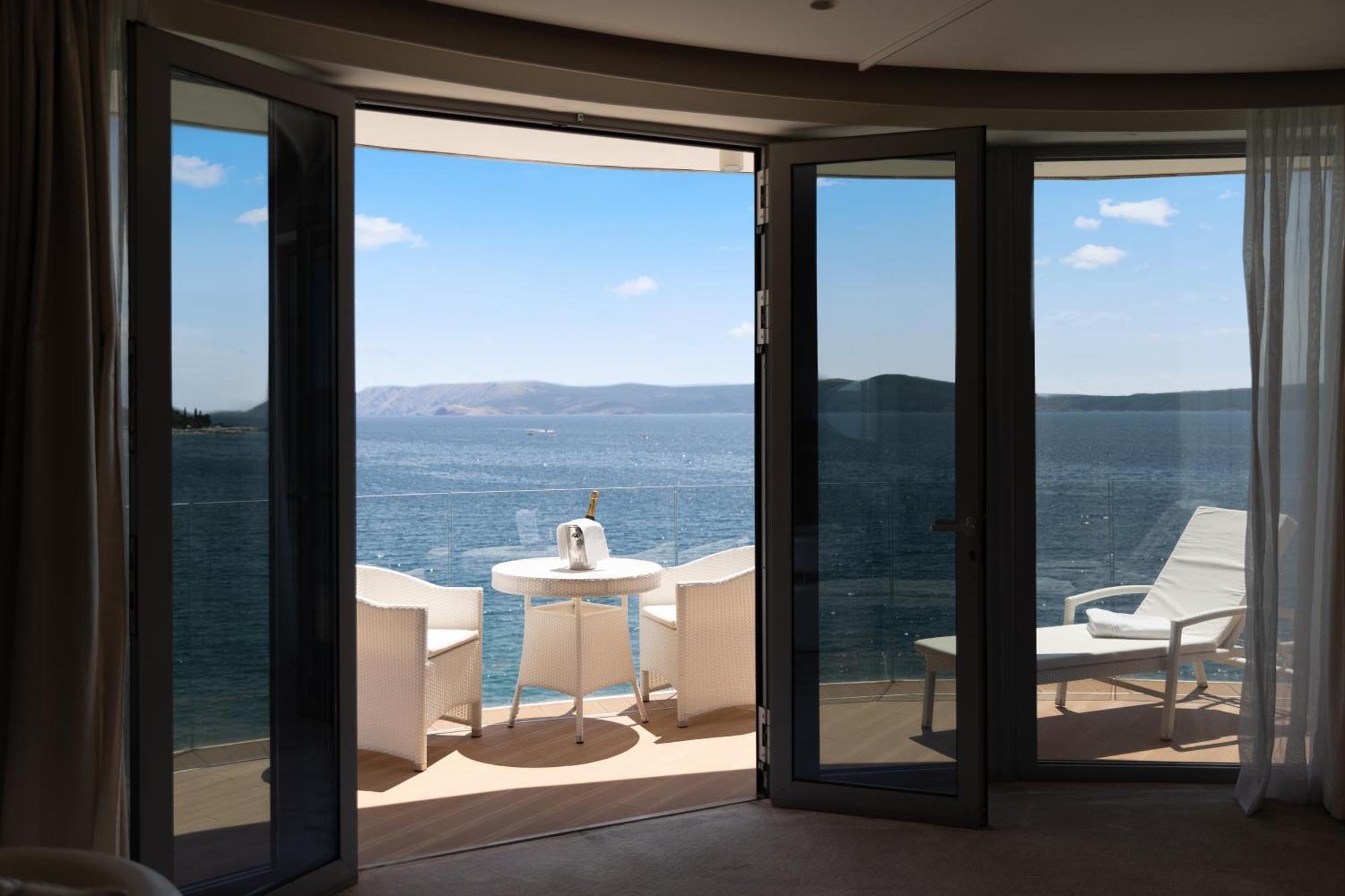 Luxury Hotel Amabilis Selce Bagian luar foto
